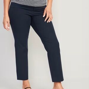 Old navy navy blue Maternity size 12 cotton pixie pants